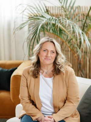 Tania Clatsoff Tania Clatsoff